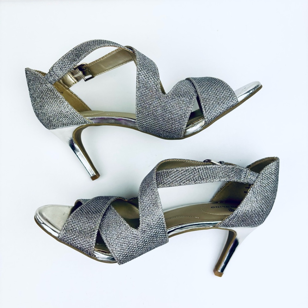 Bandolino Silver Glitter Strappy Heels Size 8M | Party Wedding Formal Shoes | PO